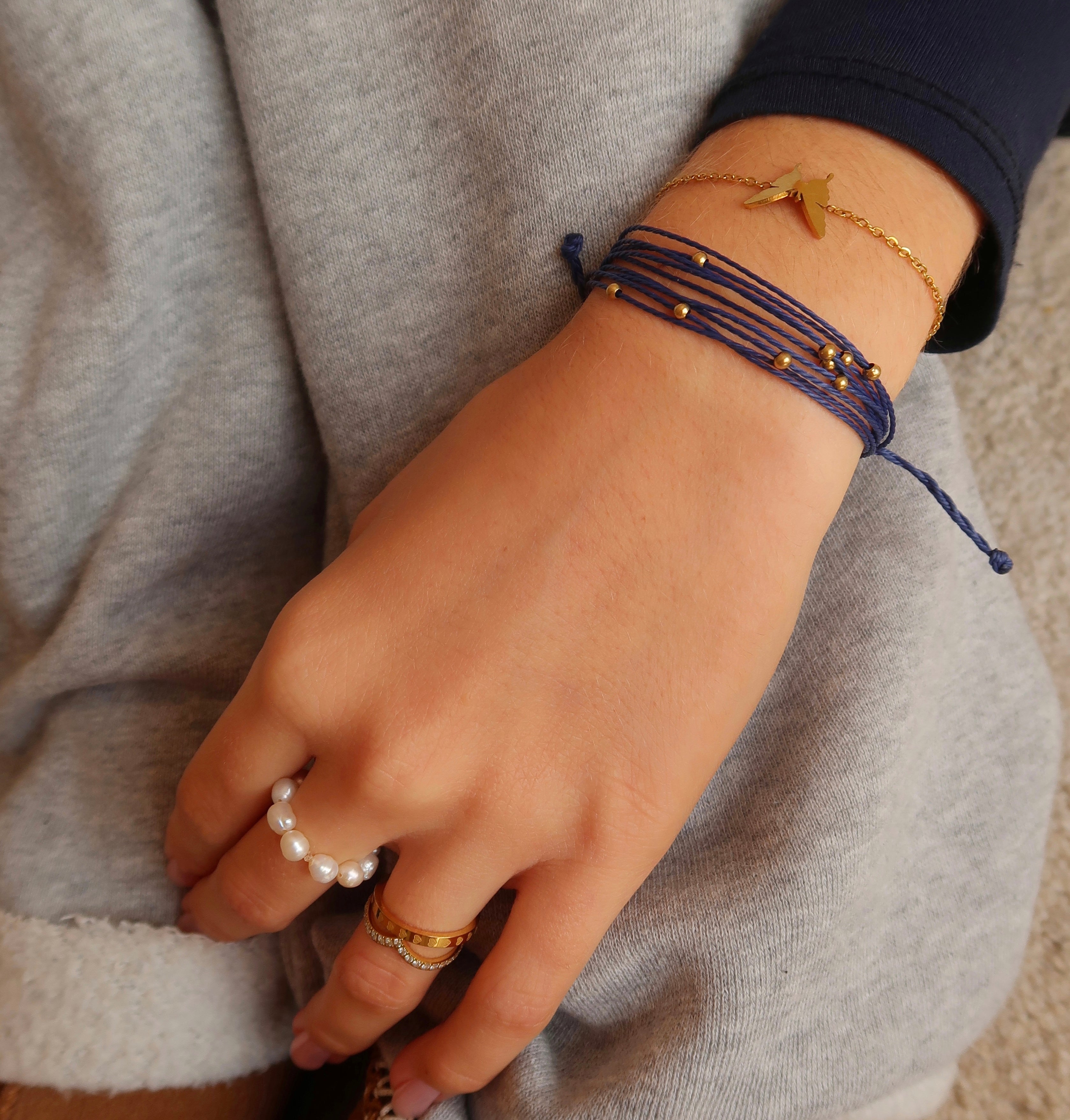 Blue Pearl Wax-Cord Armband