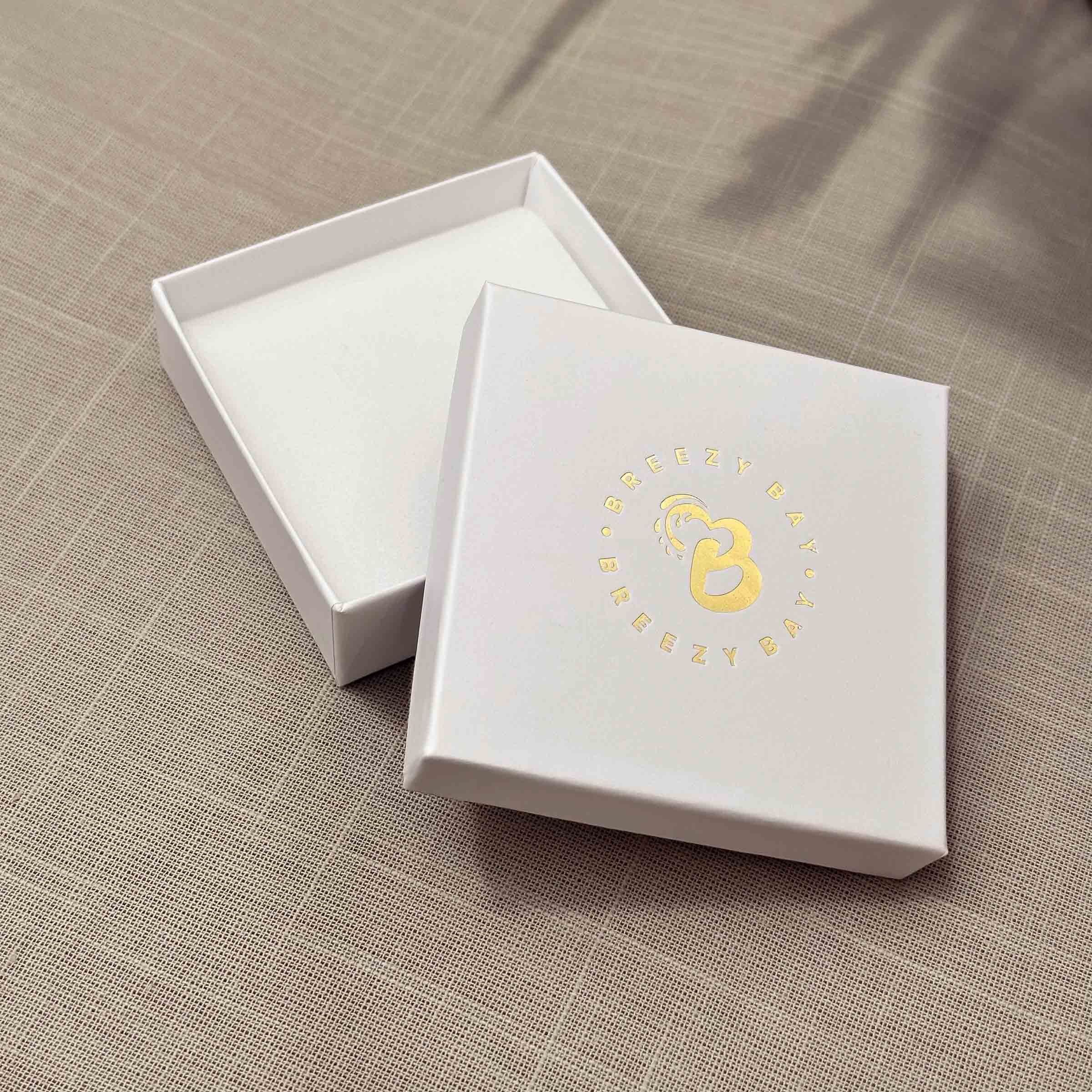 Classy Charm Armband