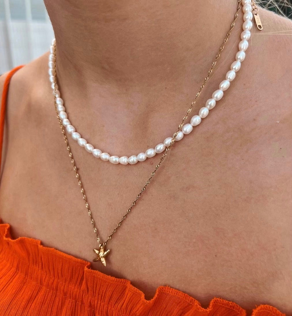 Classic Pearl Necklace
