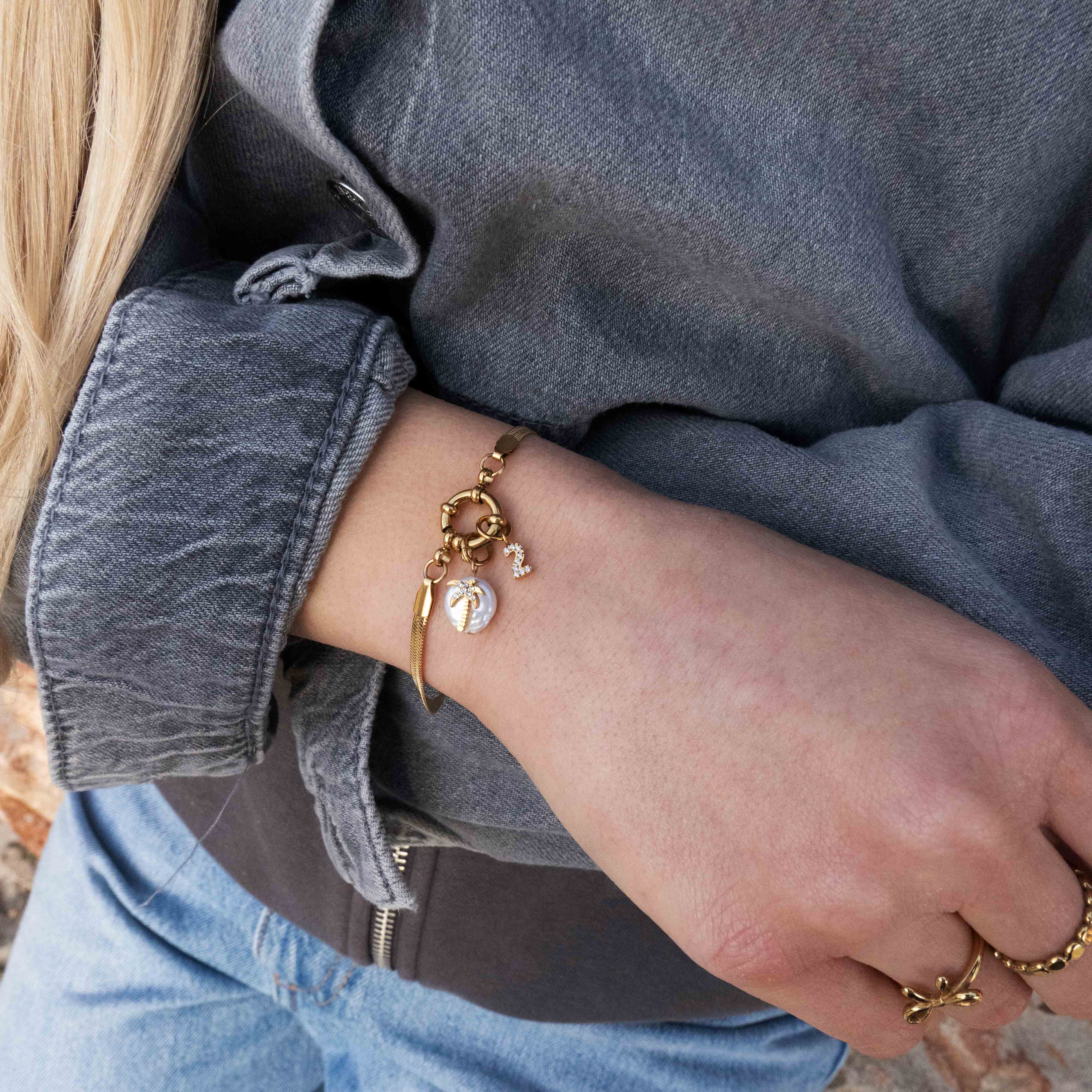 Pearly Palm Charm