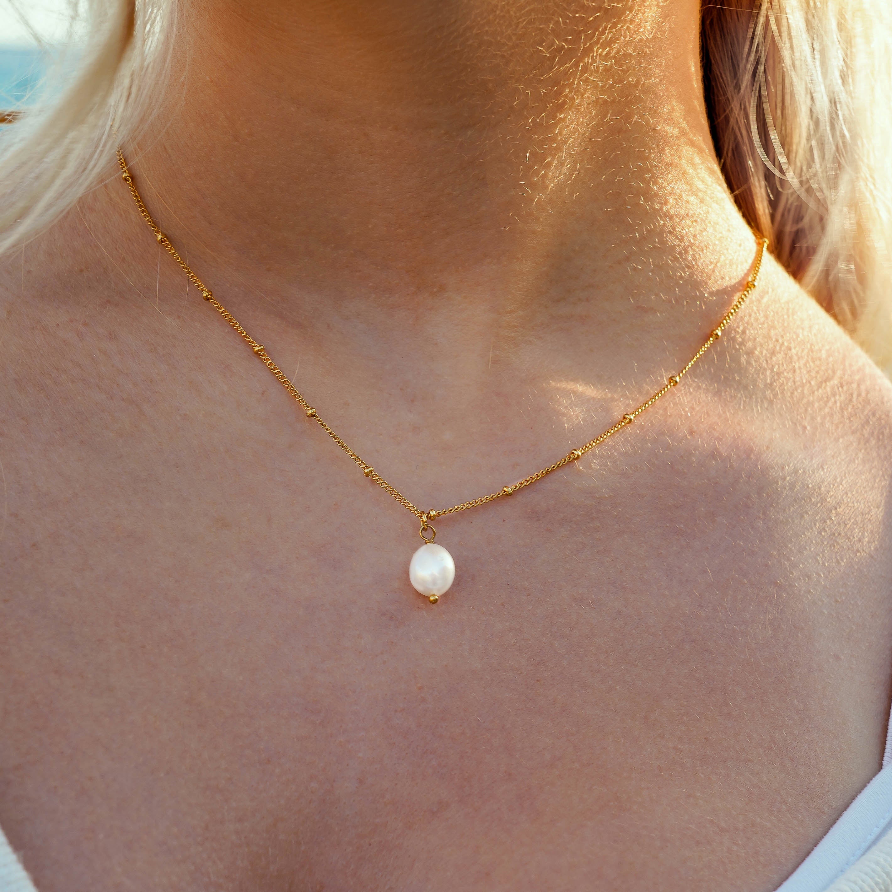 White Pearl Necklace