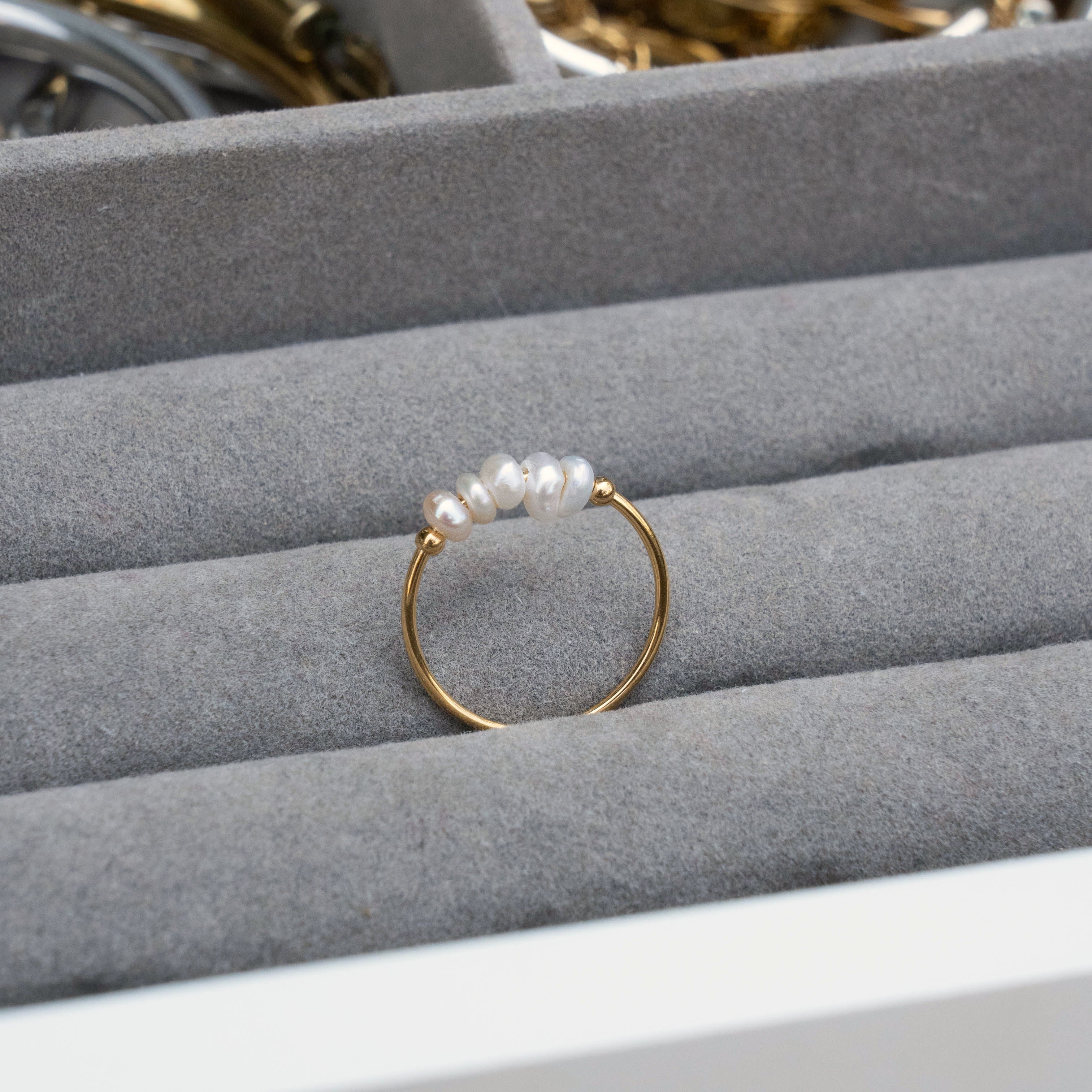 Pearly Ring