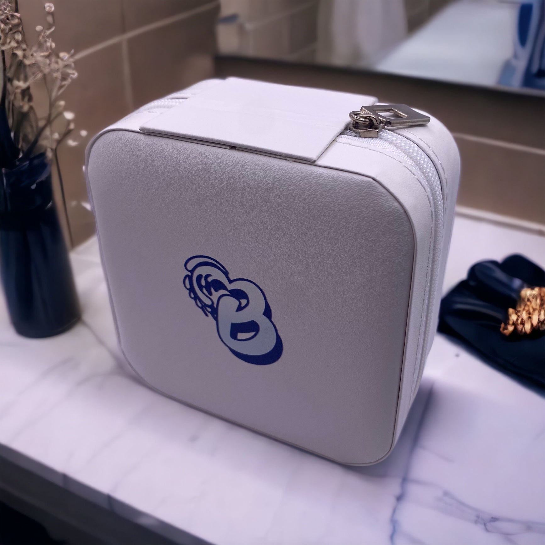 Jewelry travel box