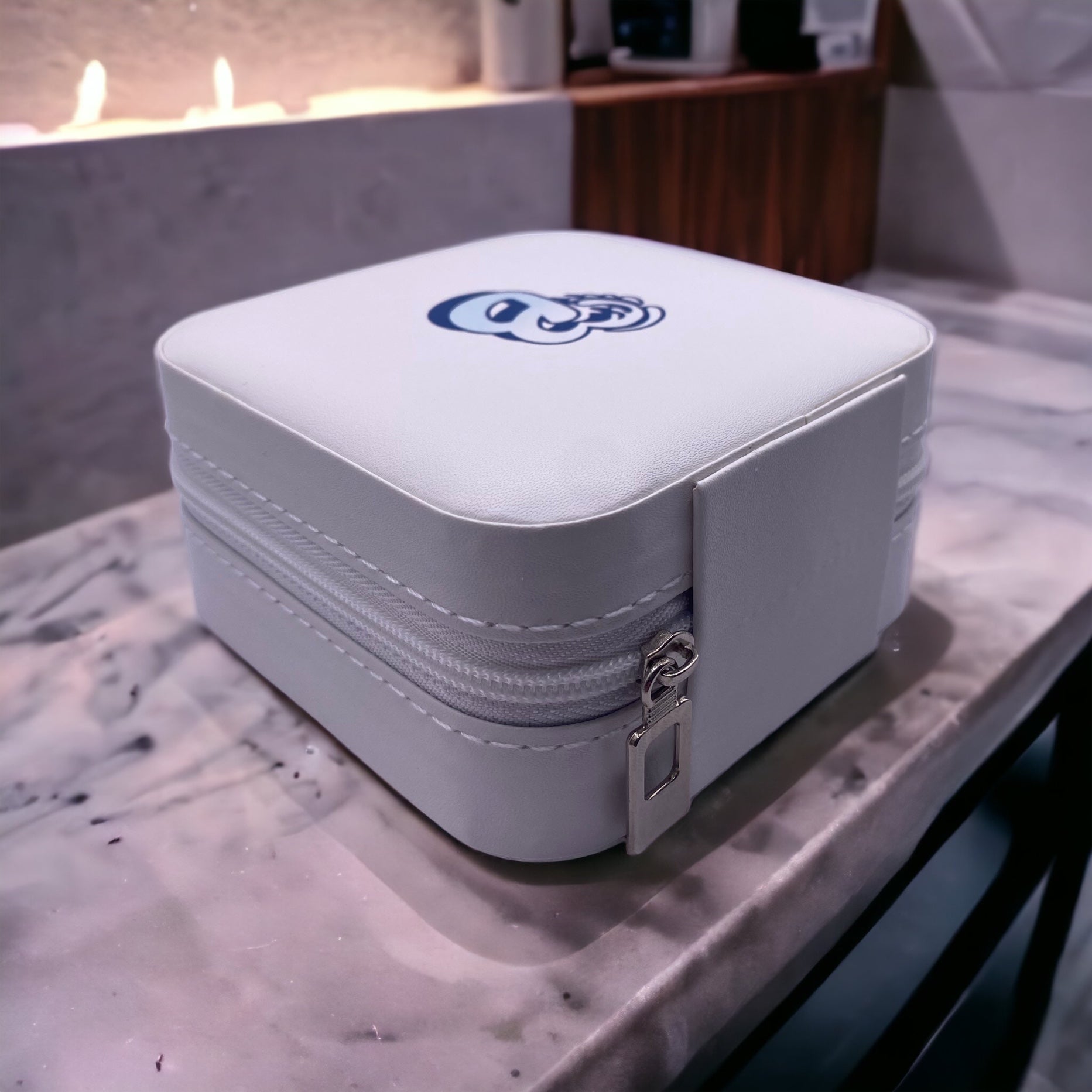 Jewelry travel box