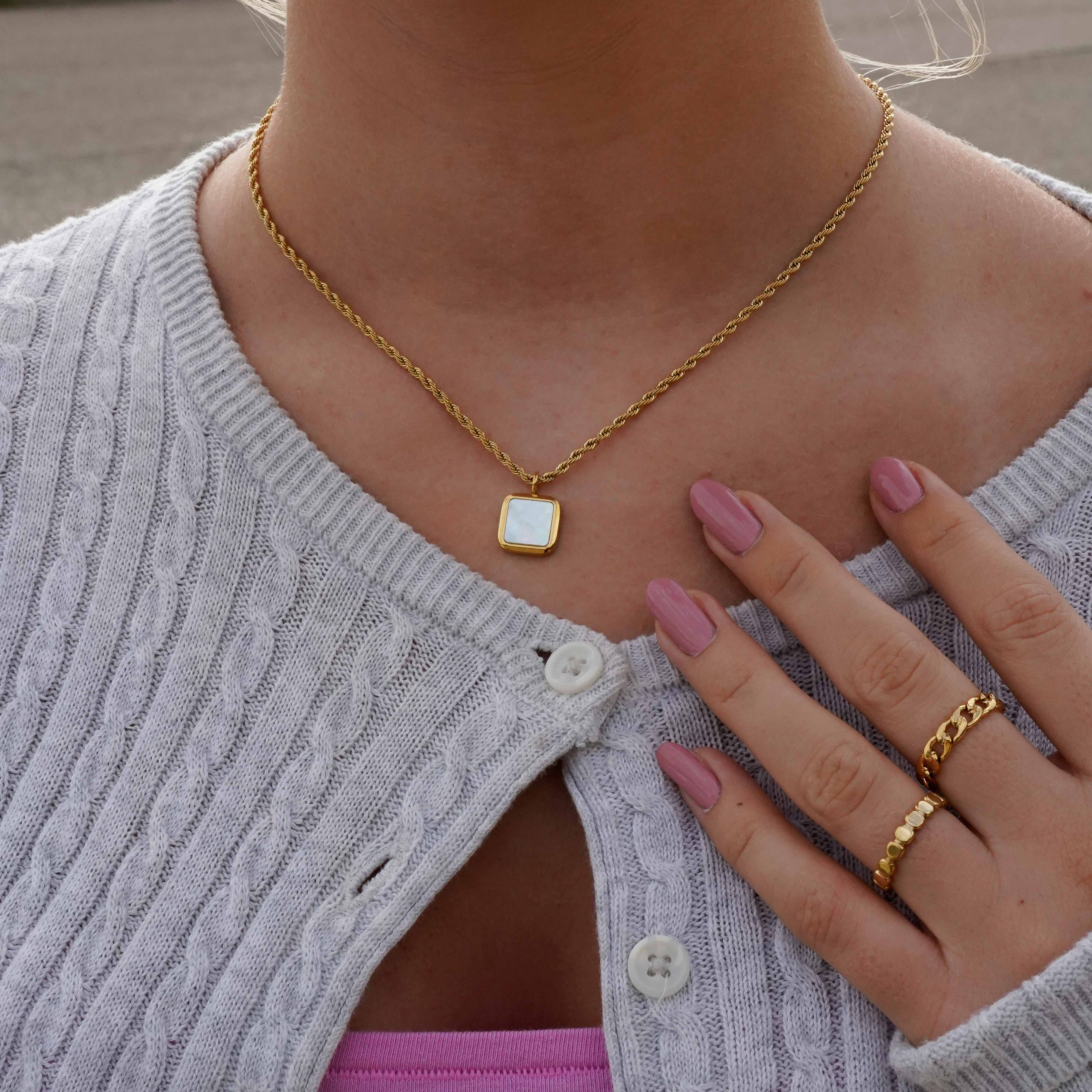 Shiny Square Necklace