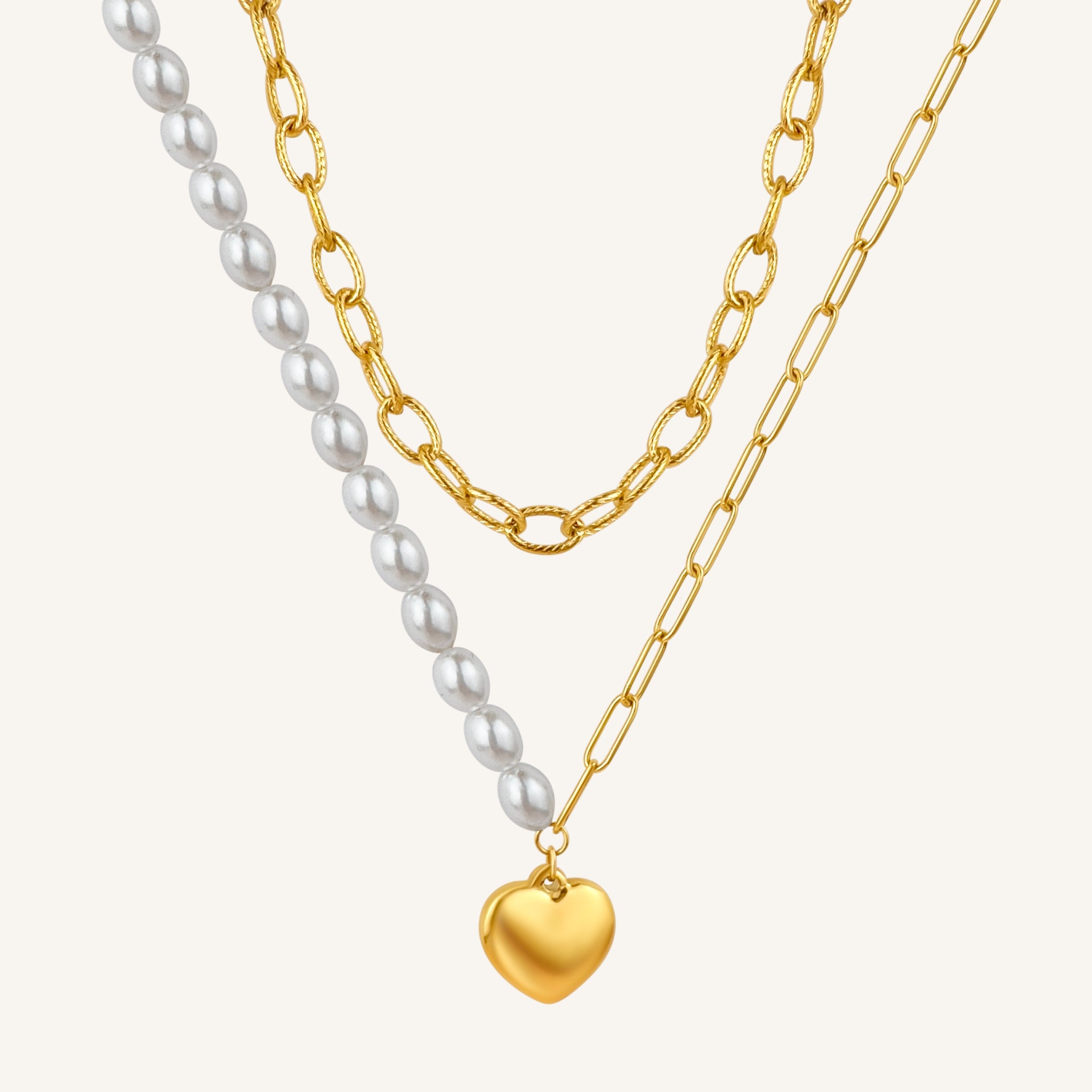 Pearly Love Necklace Layered