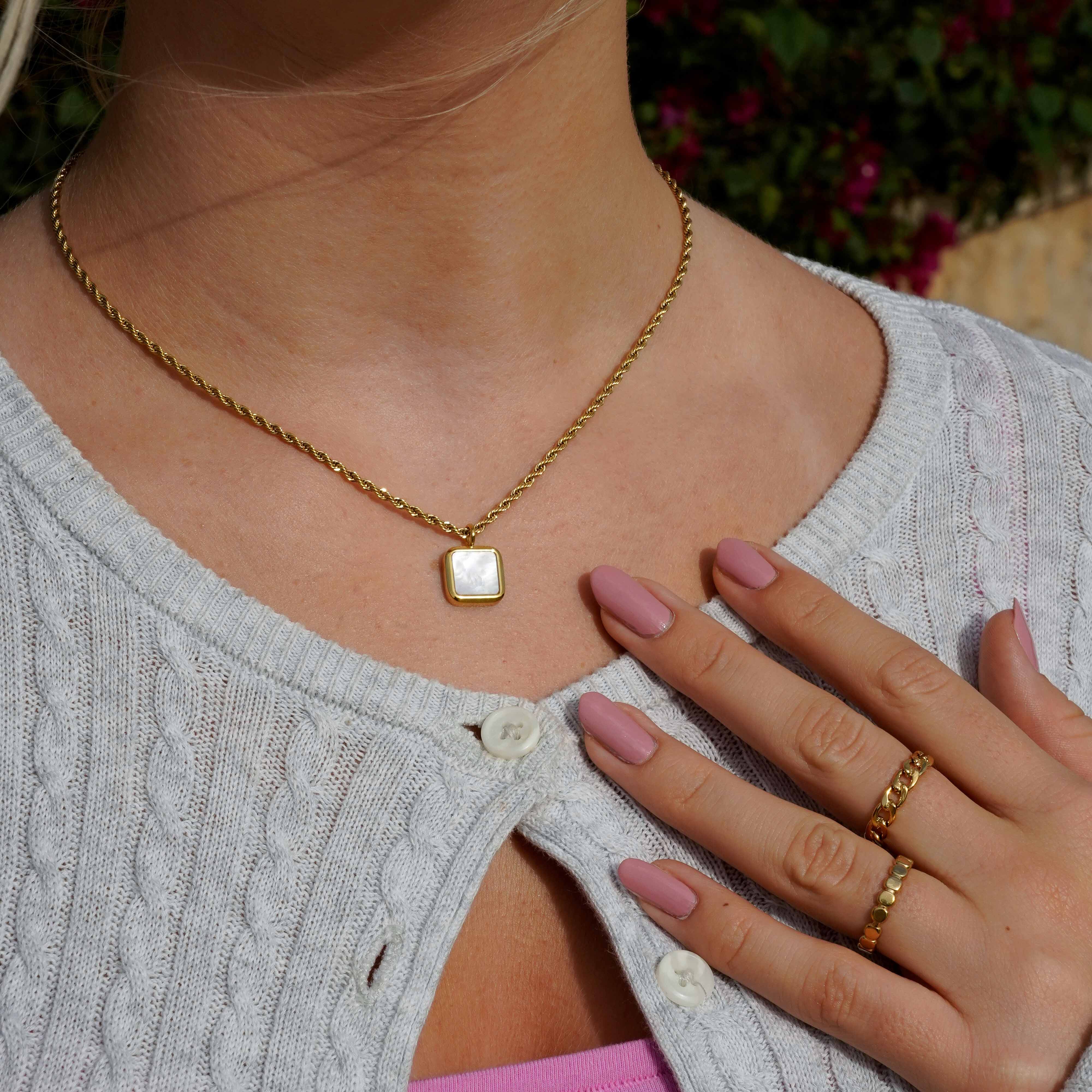 Shiny Square Necklace