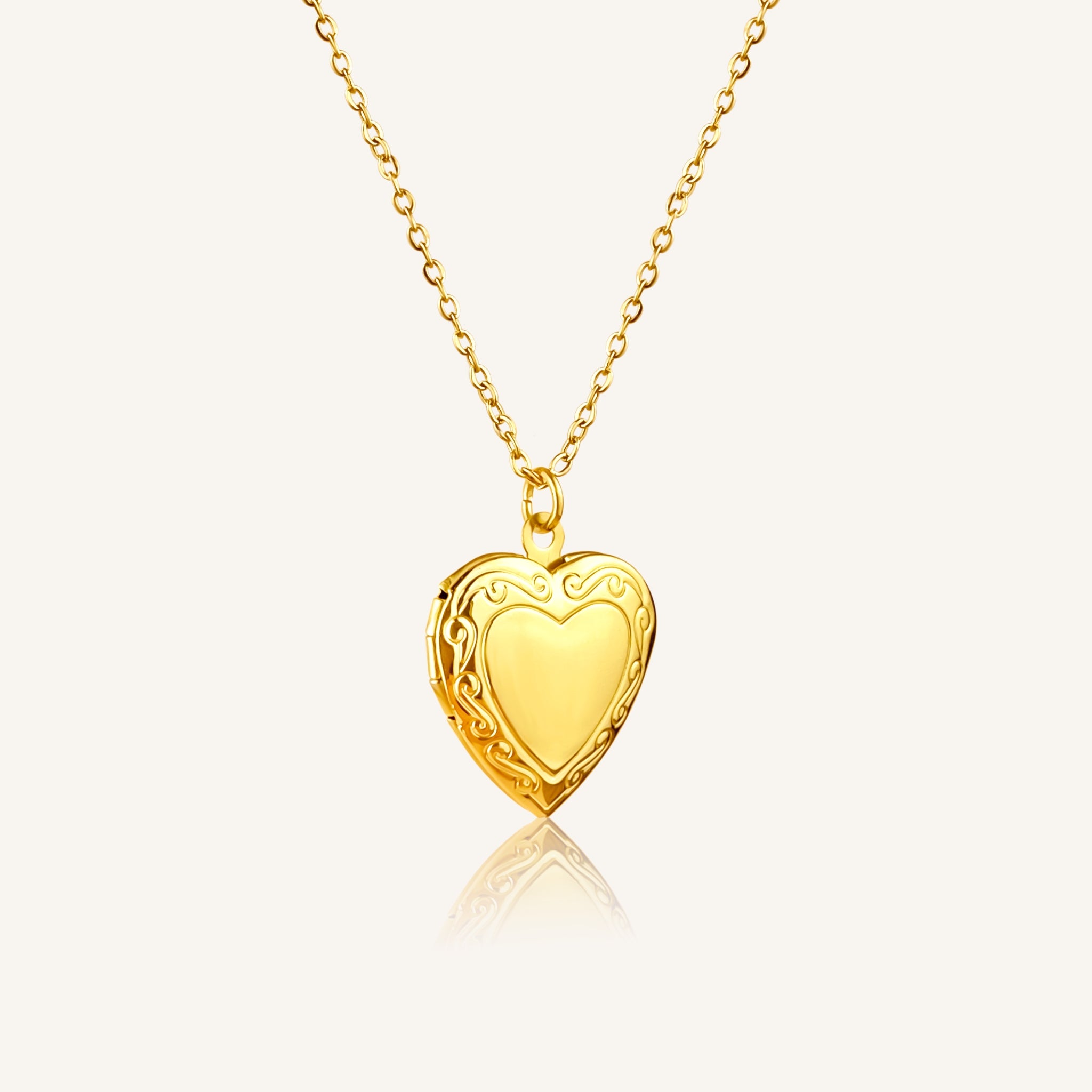 Heart Medaillon Necklace